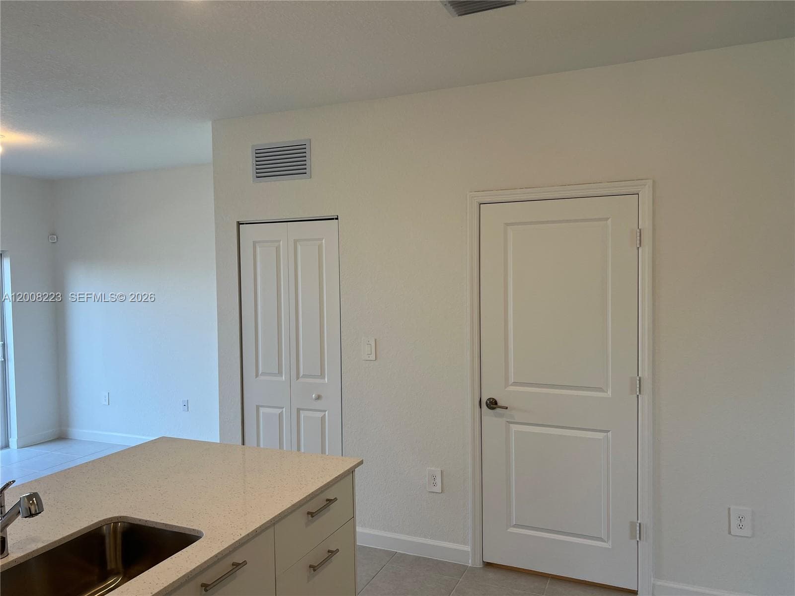 12436 23rd CT 12436 photo 8