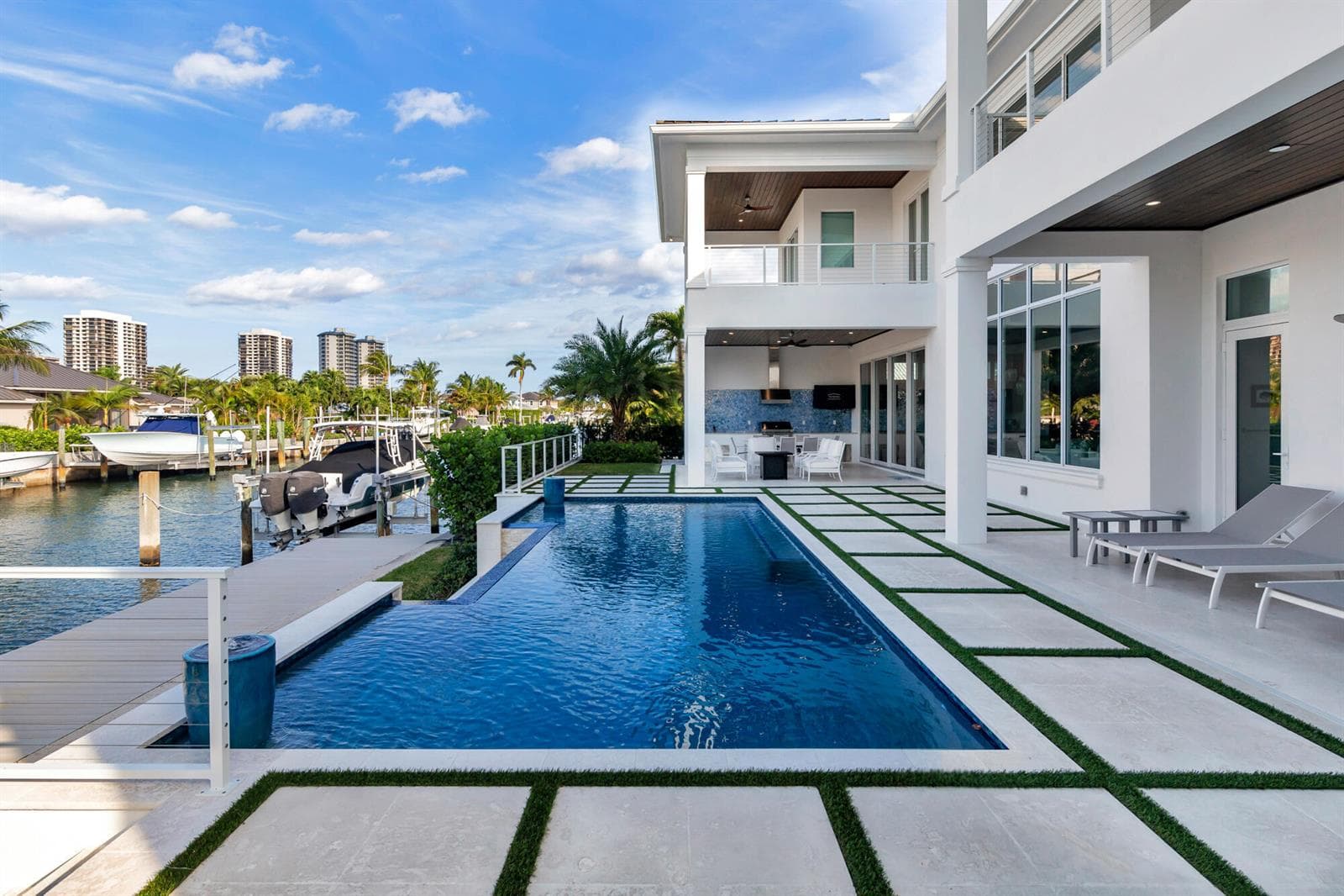 1180 Bimini Lane photo 1