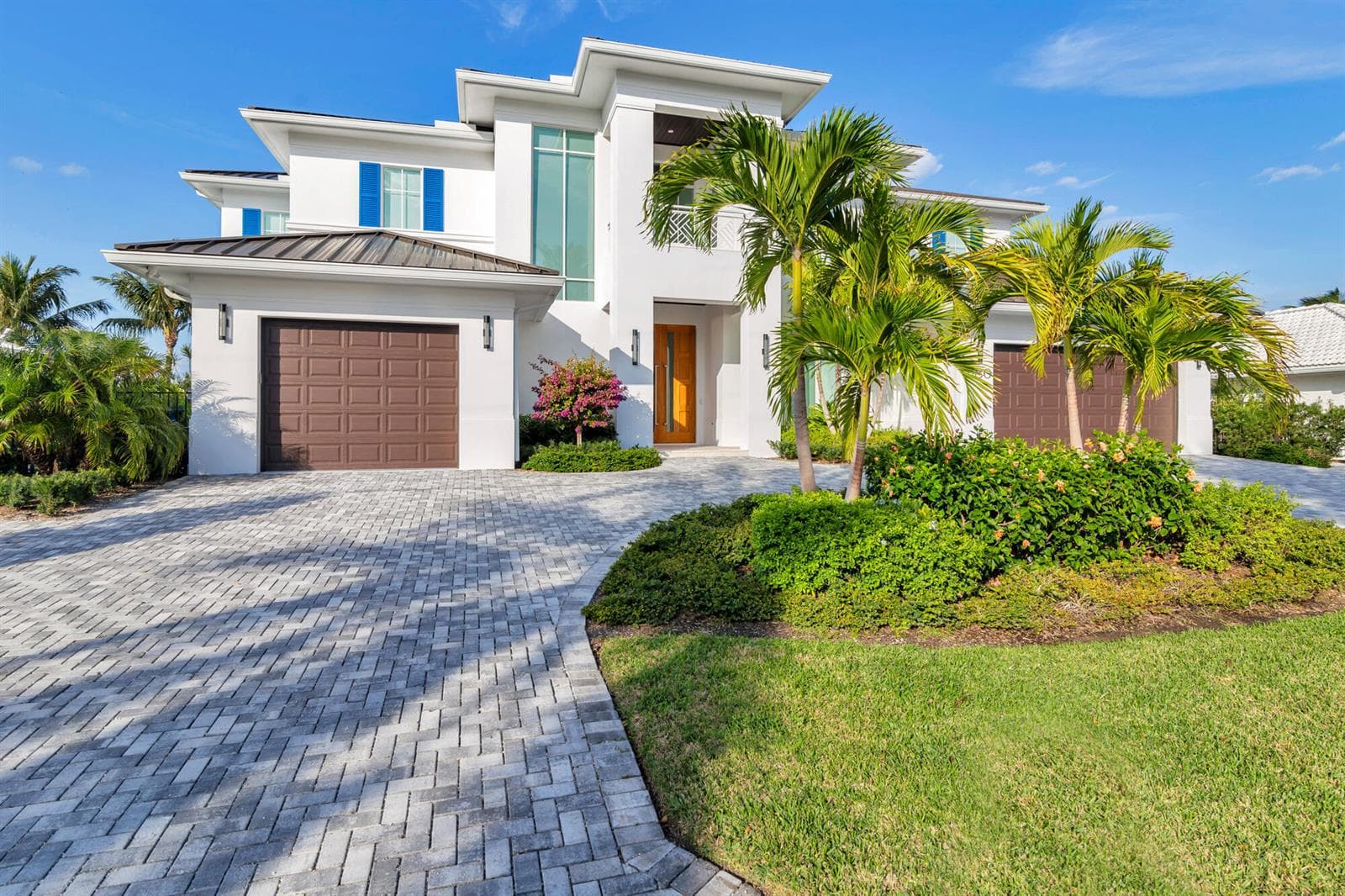 1180 Bimini Lane photo 4