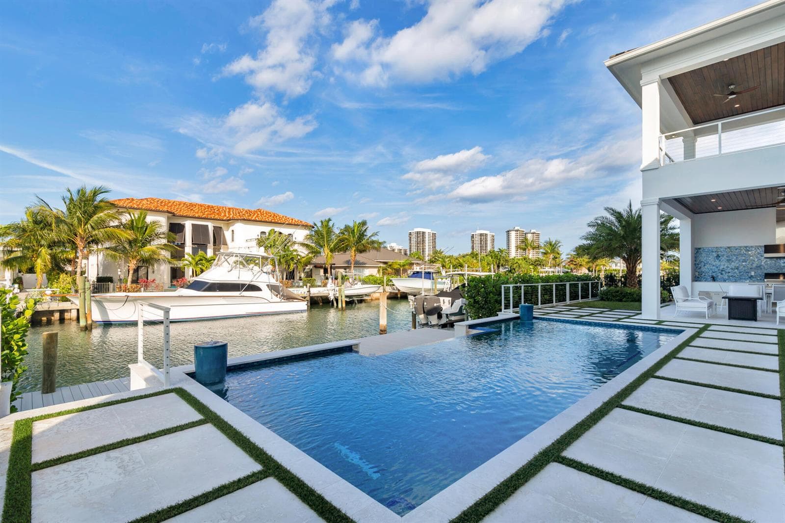 1180 Bimini Lane photo 25