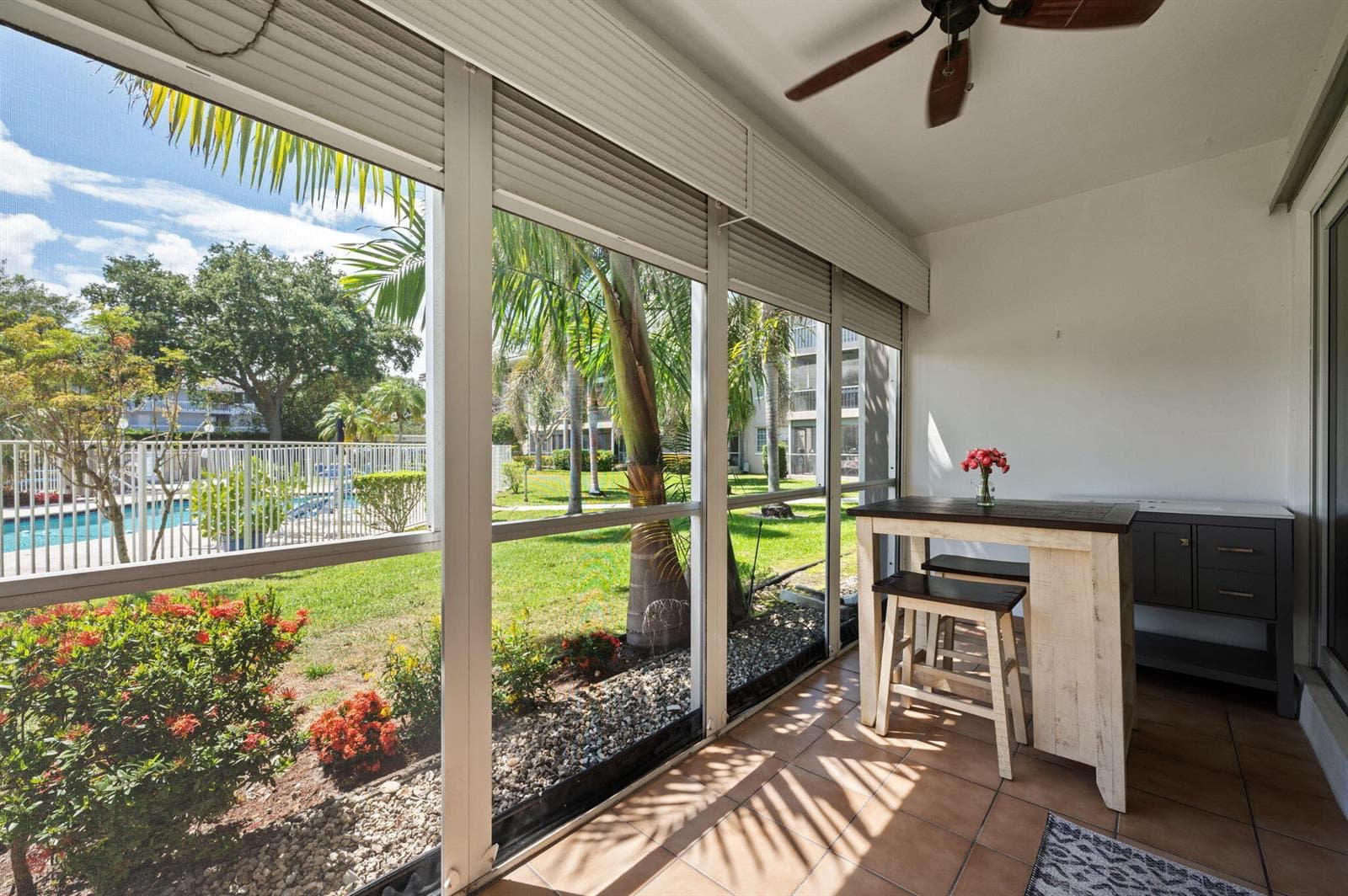 900 SW 12th Street 105 photo 11