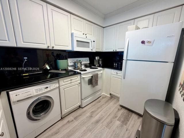 2501 Ocean Dr 1412 photo 5