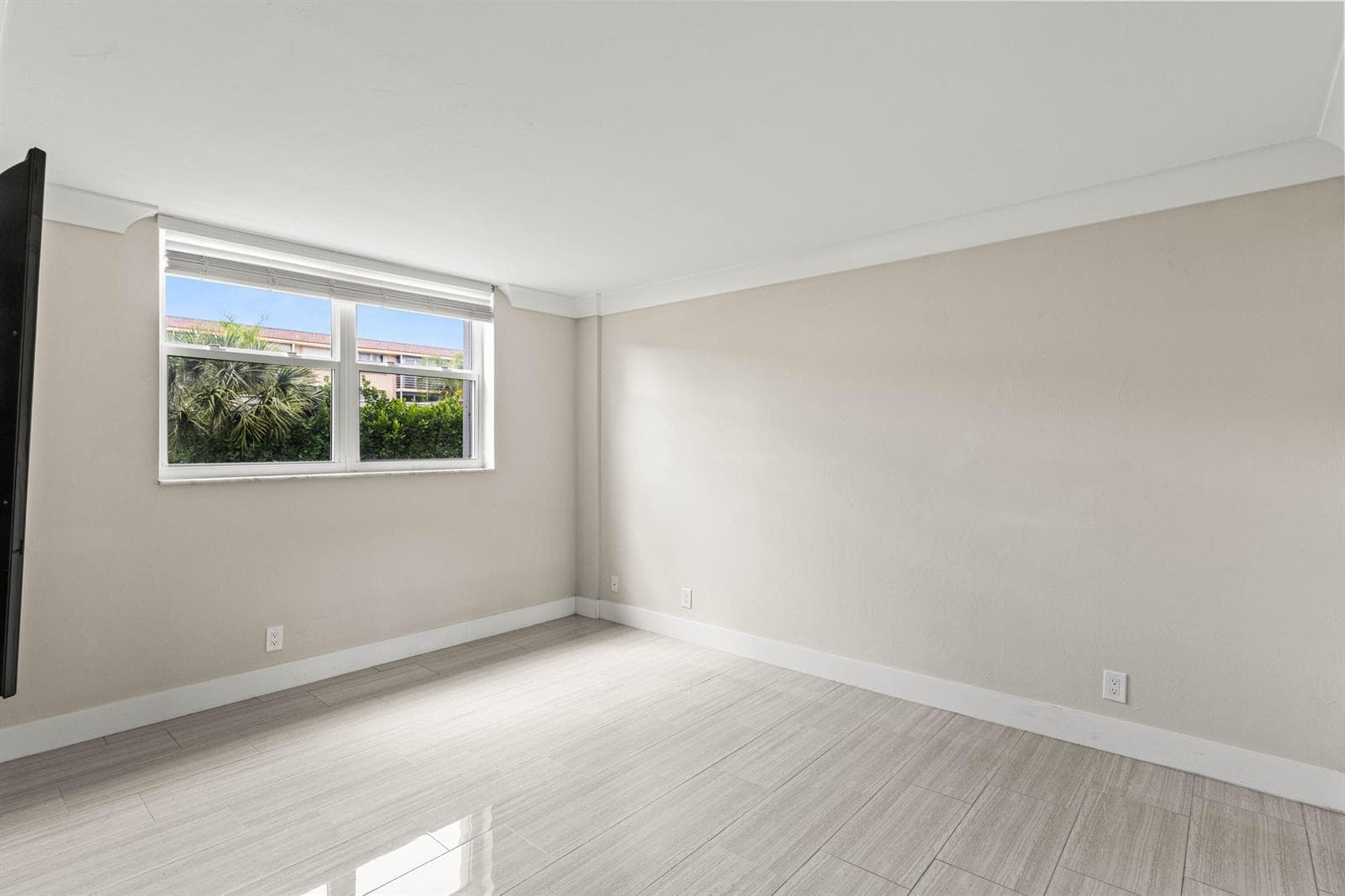 4502 N Federal Highway 144e photo 16