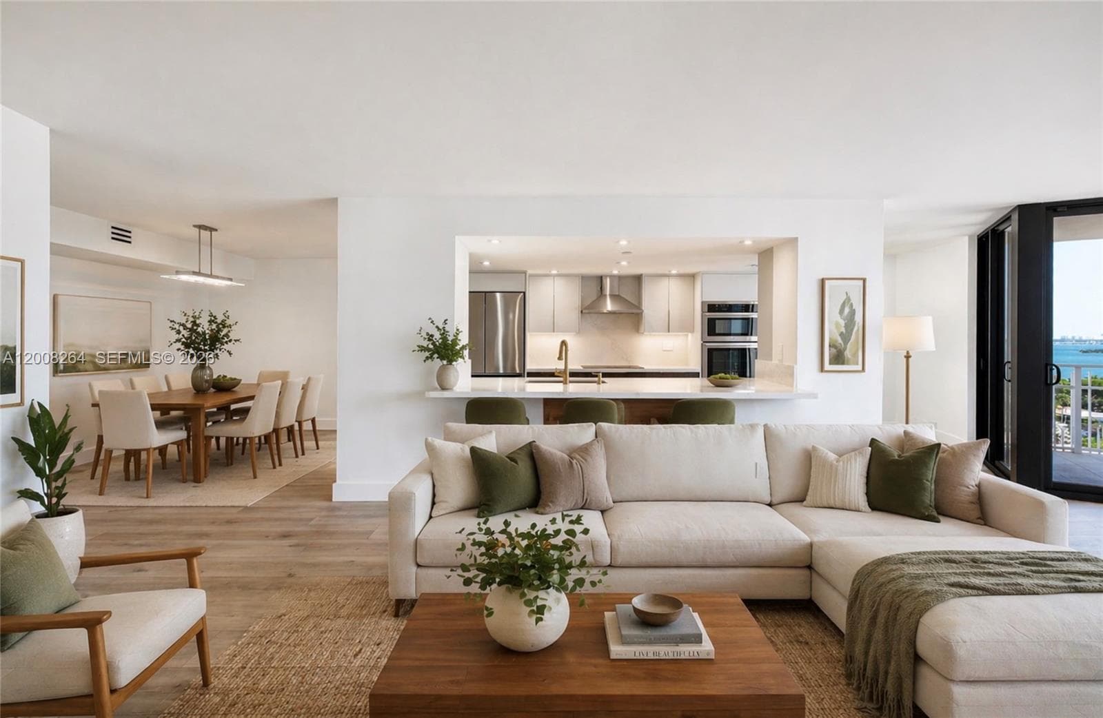 2000 Towerside Ter 1506 photo 3