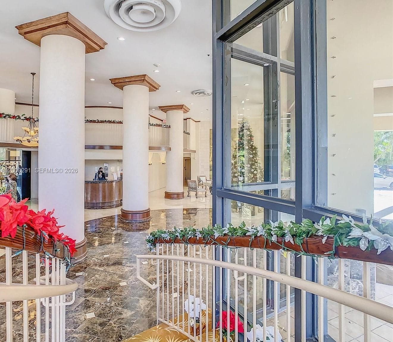 10185 Collins 308 photo 7