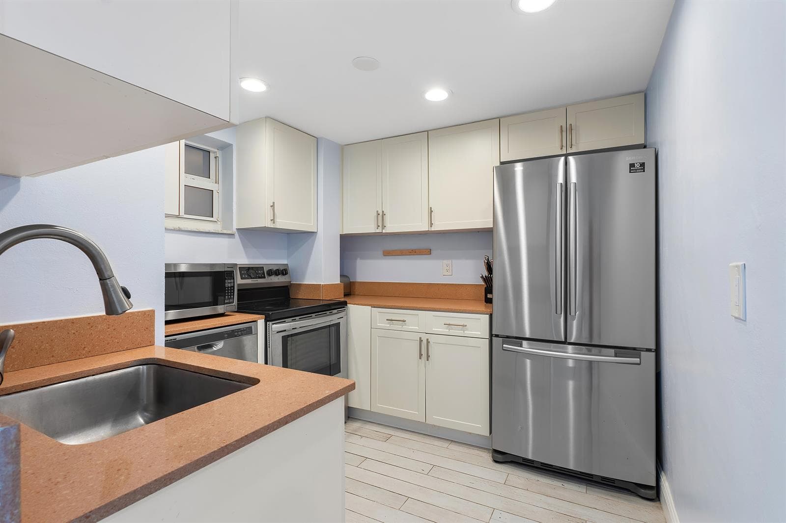 2909 S Ocean Boulevard 1b1 photo 8