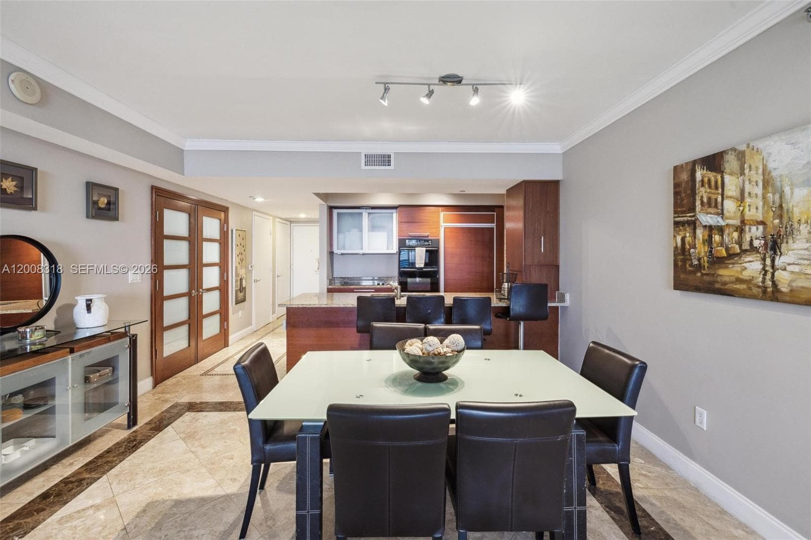 1830 OCEAN DR 4803 photo 17