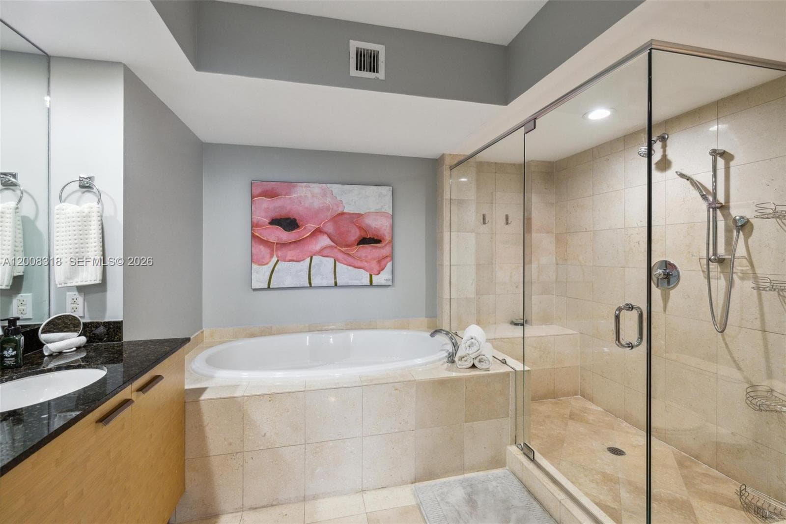 1830 OCEAN DR 4803 photo 11