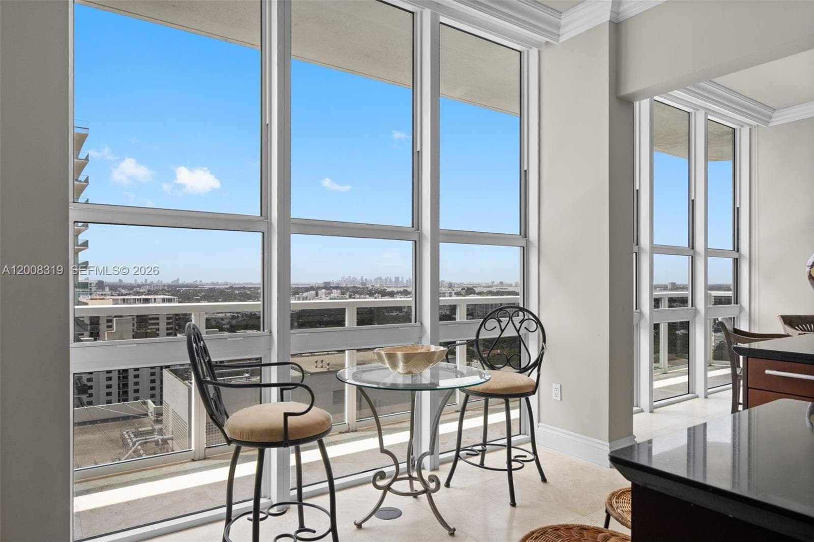 10225 Collins Ave 2004 photo 10