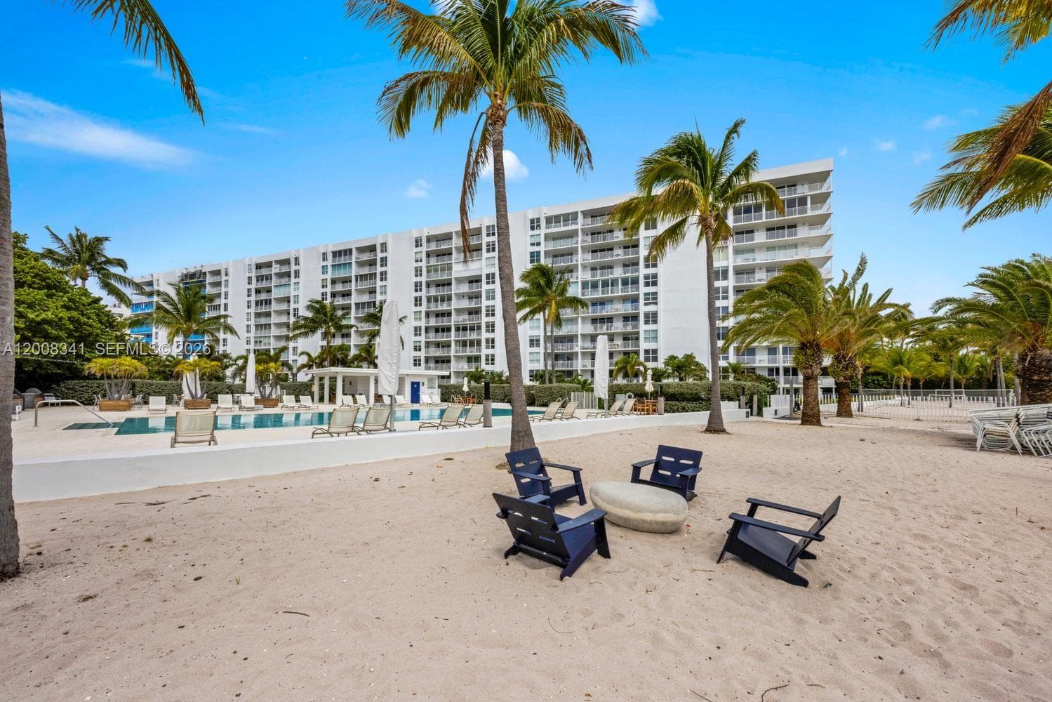 607 Ocean Dr 11K photo 4