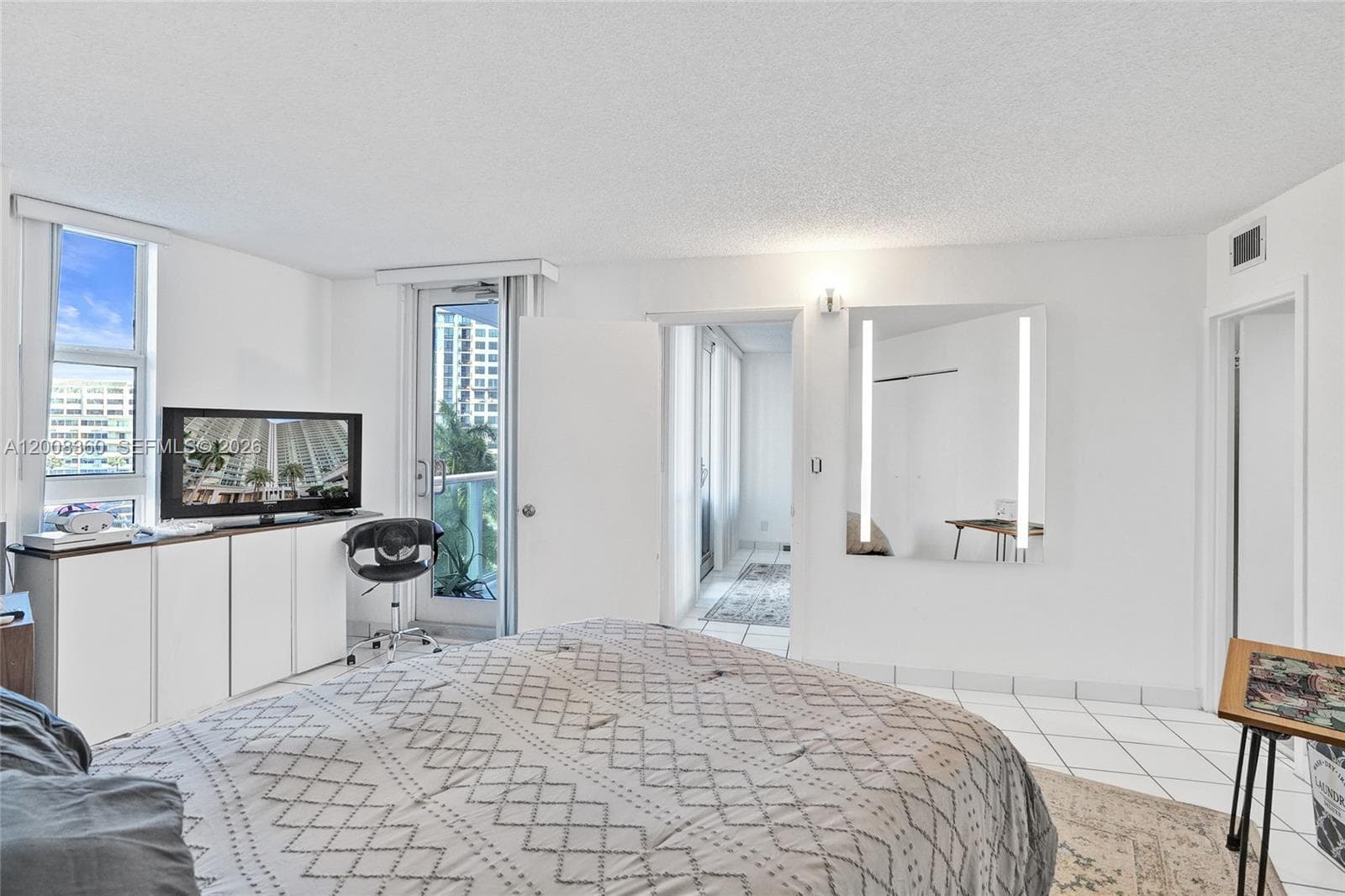 100 Bayview Dr 401 photo 20