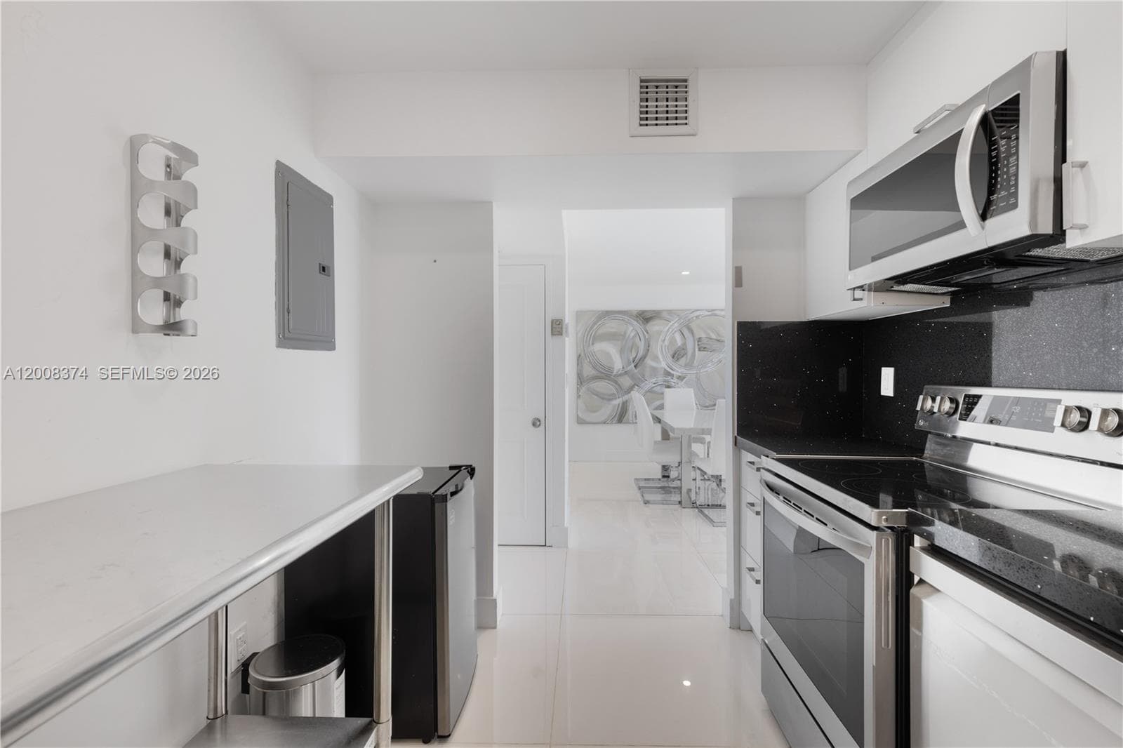 3701 Country Club Dr 1805 photo 10