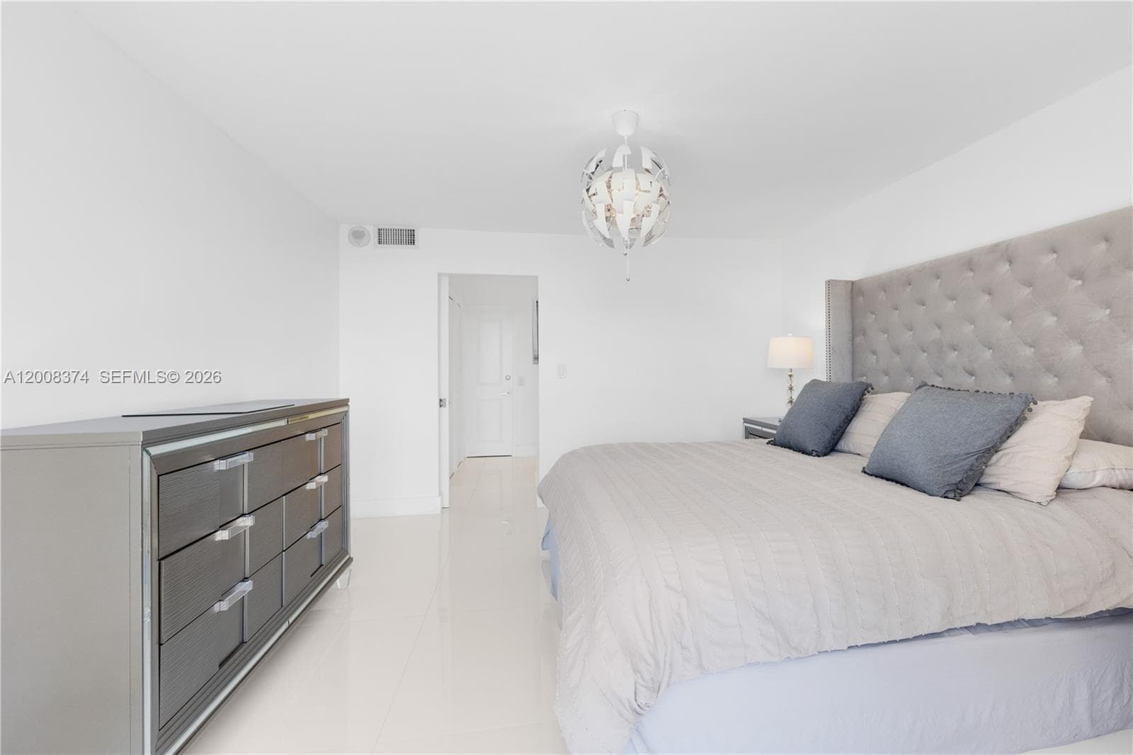3701 Country Club Dr 1805 photo 18