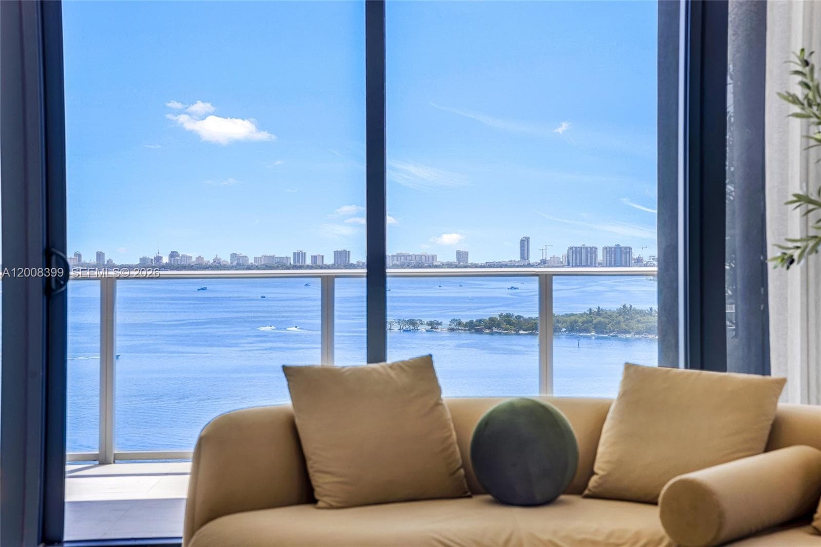 700 24th St 1107 photo 16