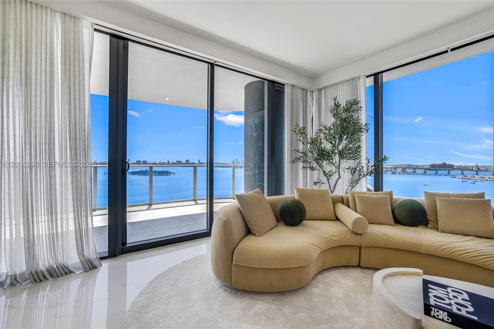 700 24th St 1107 photo 15