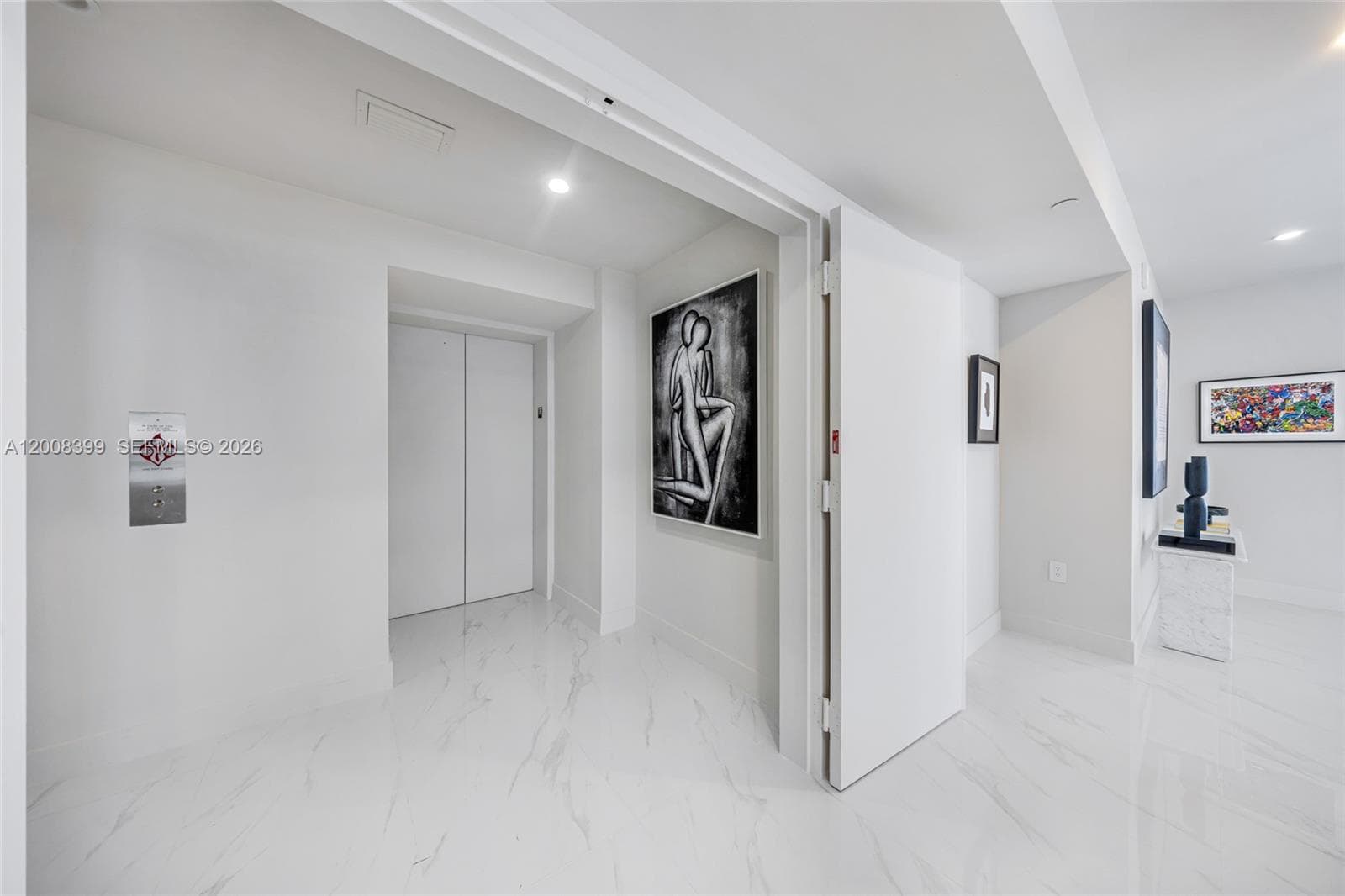 700 24th St 1107 photo 11