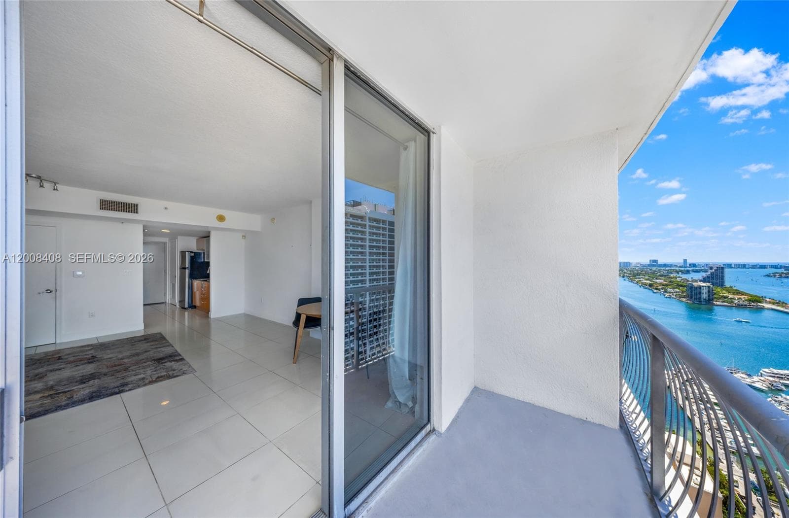 1750 N Bayshore Dr 3308 photo 14