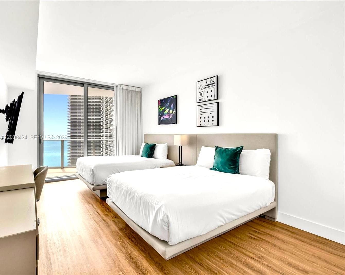 4111 Ocean Dr 2303 photo 6