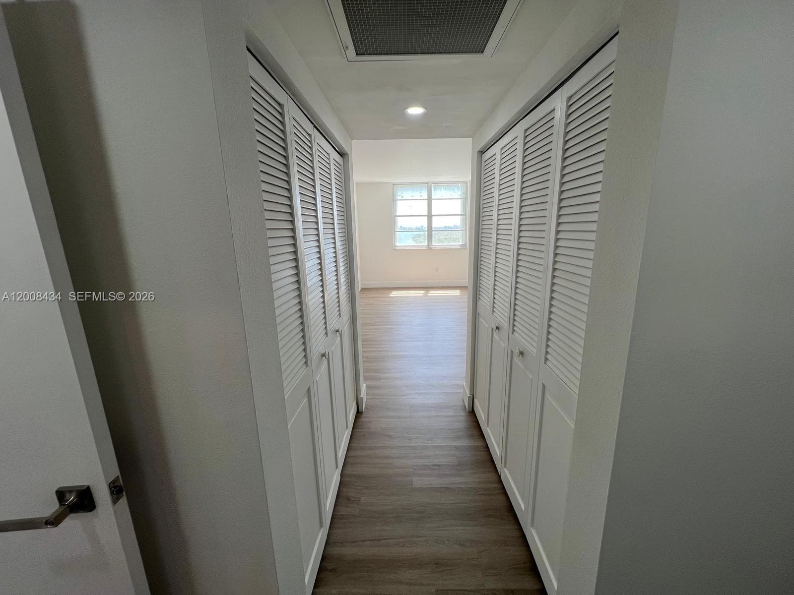 500 Bayview Dr 1120 photo 25