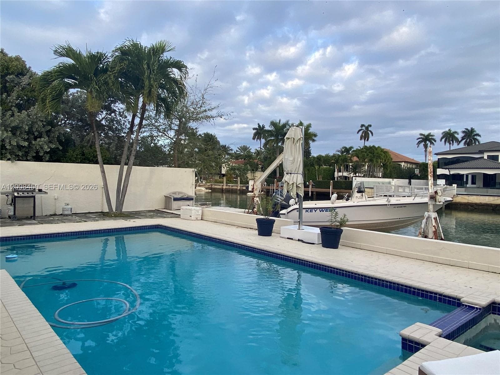 3485 Meridian Ave photo 2