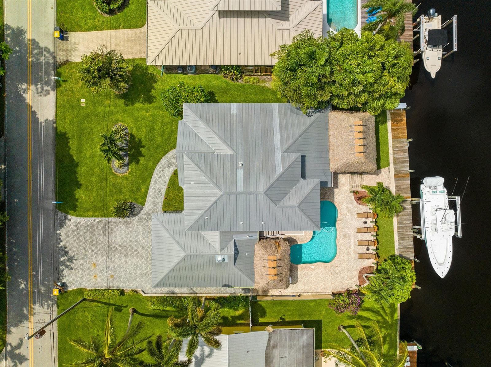 1359 SW Dyer Point Road 3