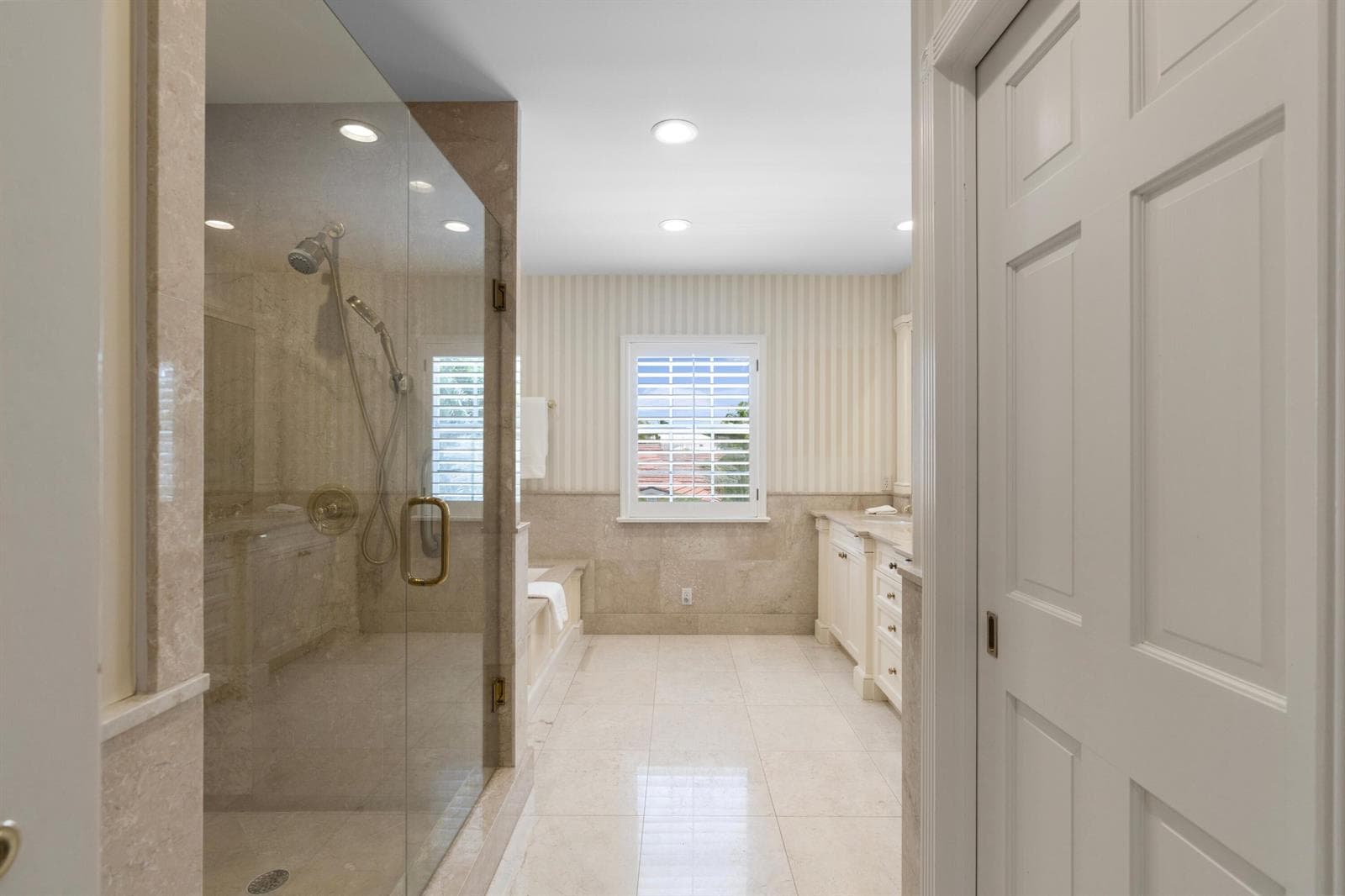 1554 N Ocean Way photo 16