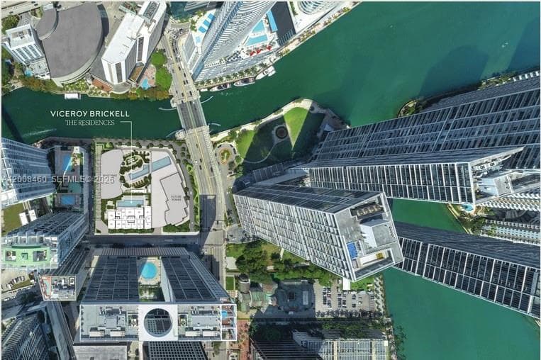 77 SE 5th Street 4014 photo 2