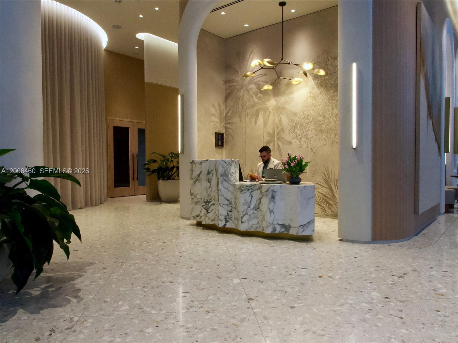 77 SE 5th Street 4014 photo 4