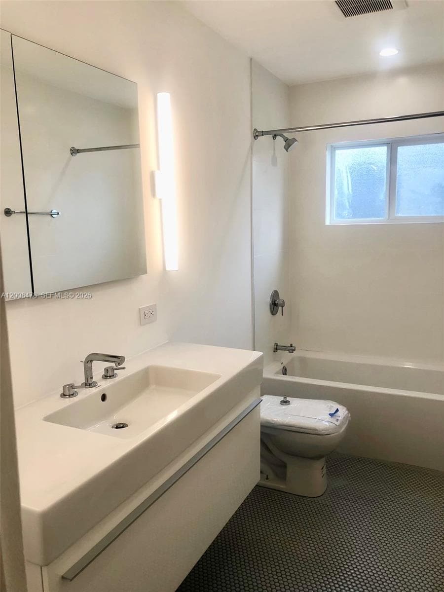 9400 103rd Ave photo 16