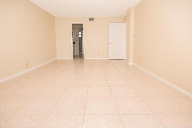 3575 S Ocean Boulevard 408 photo 10
