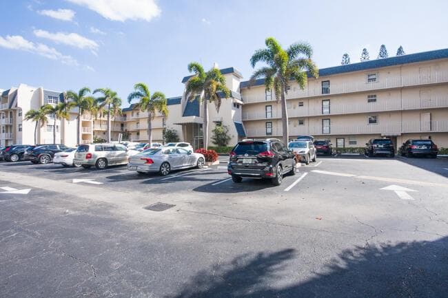3575 S Ocean Boulevard 408 photo 25