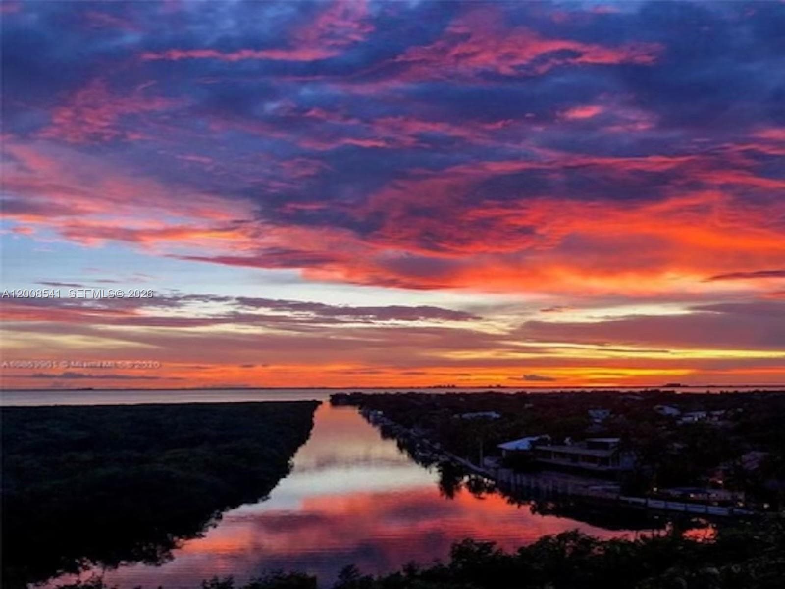 1121 Crandon Blvd D903 photo 15