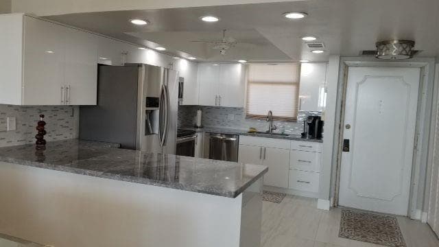 3100 NE 49th Street 702 photo 11
