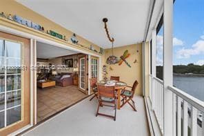 3050 48th Ct 405 photo 9