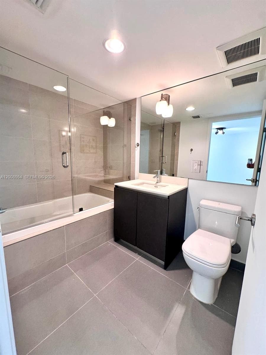 6620 Indian Creek Dr 114 photo 14