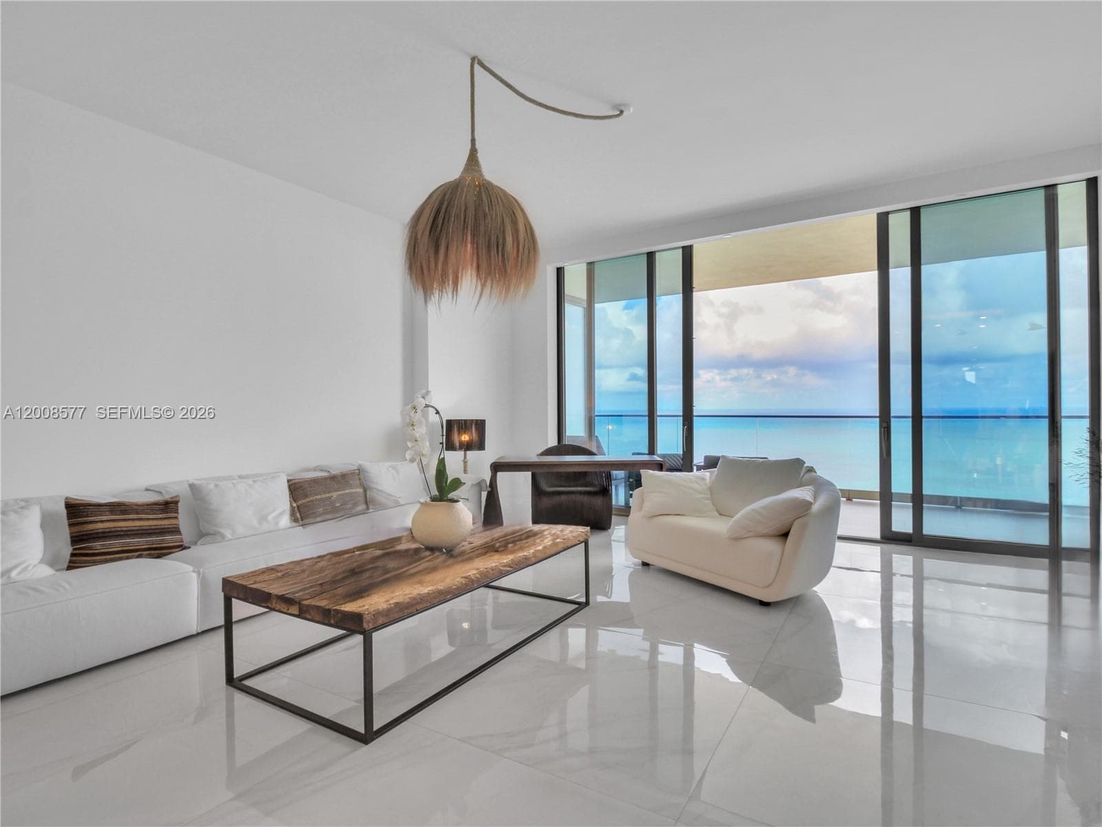 18975 Collins Ave 4303 photo 2