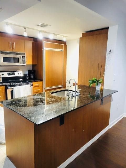 10275 Collins Ave 327 photo 6