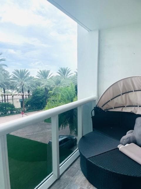 10275 Collins Ave 327 photo 9