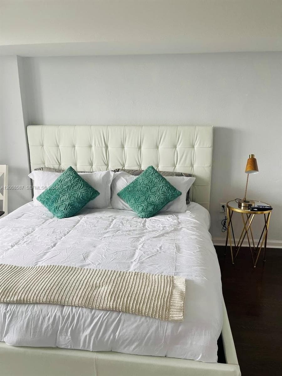 10275 Collins Ave 327 photo 8