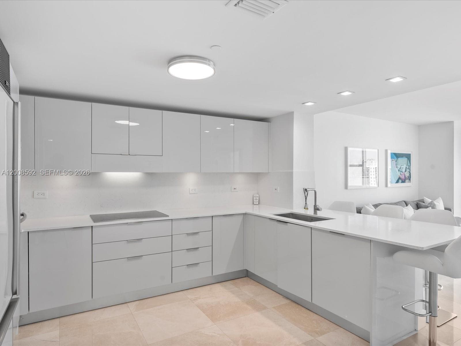 6801 Collins Ave 1402 Door 1412 L photo 21