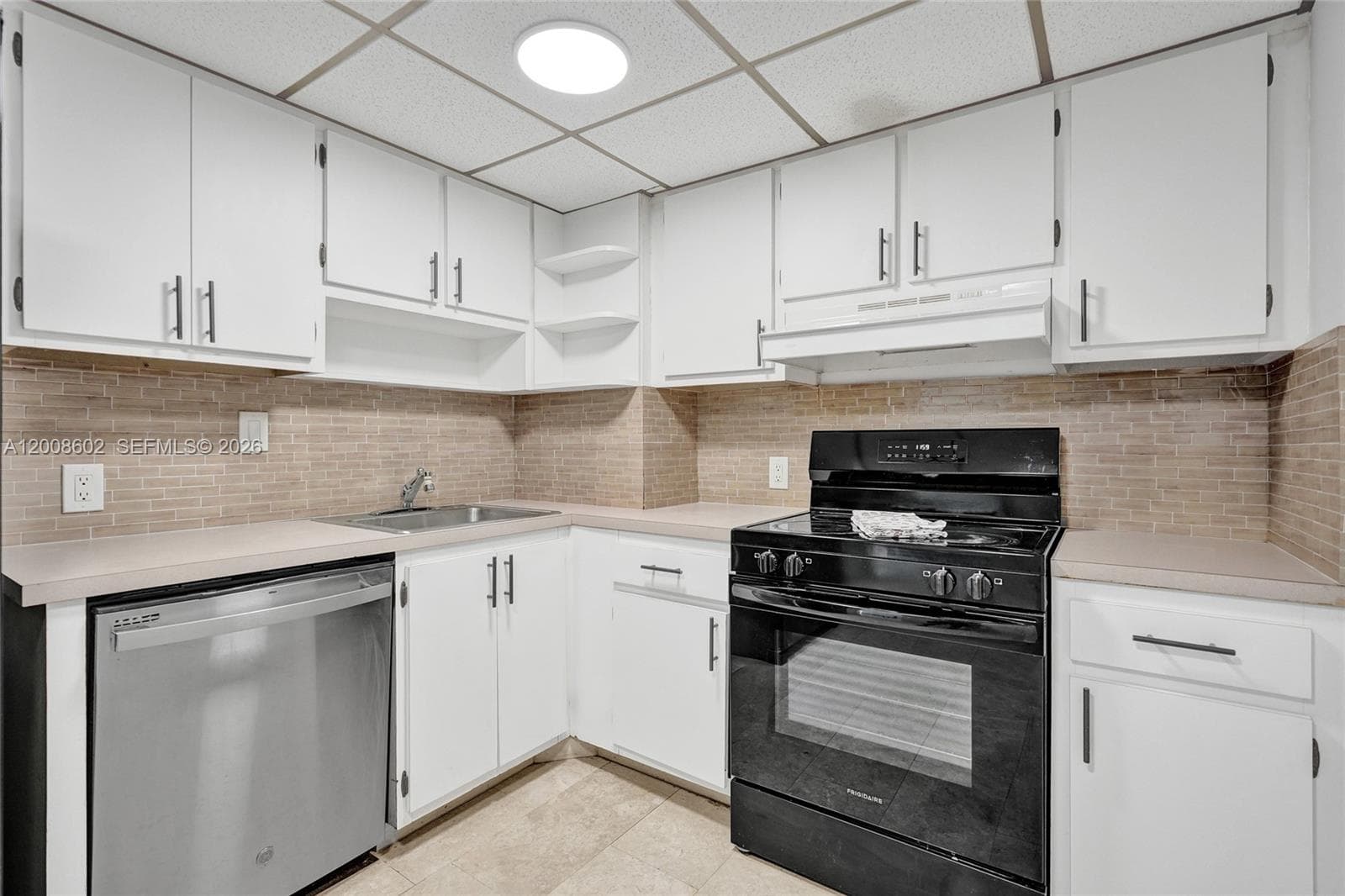 100 Bayview Dr 603 photo 10