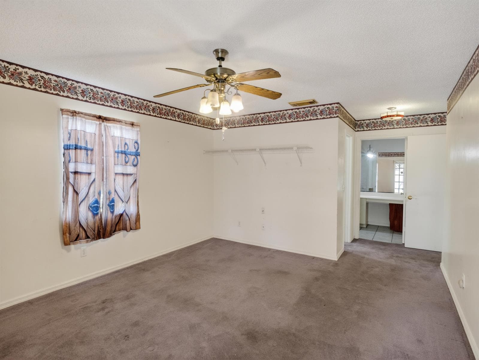 1094 SW Cairo Avenue photo 12