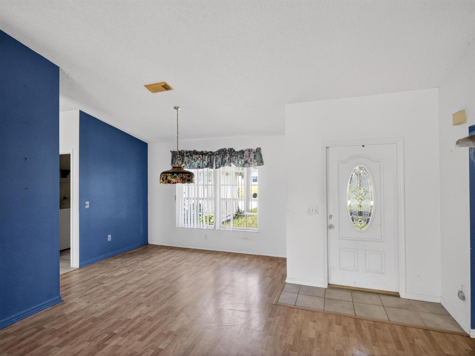 1094 SW Cairo Avenue photo 5