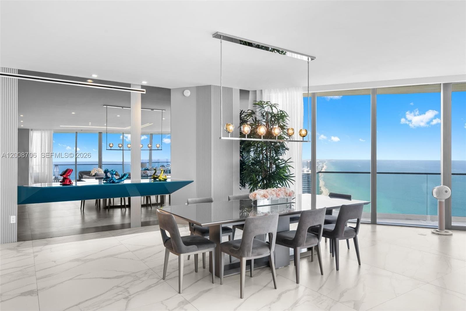 18975 Collins Ave 5200 photo 4