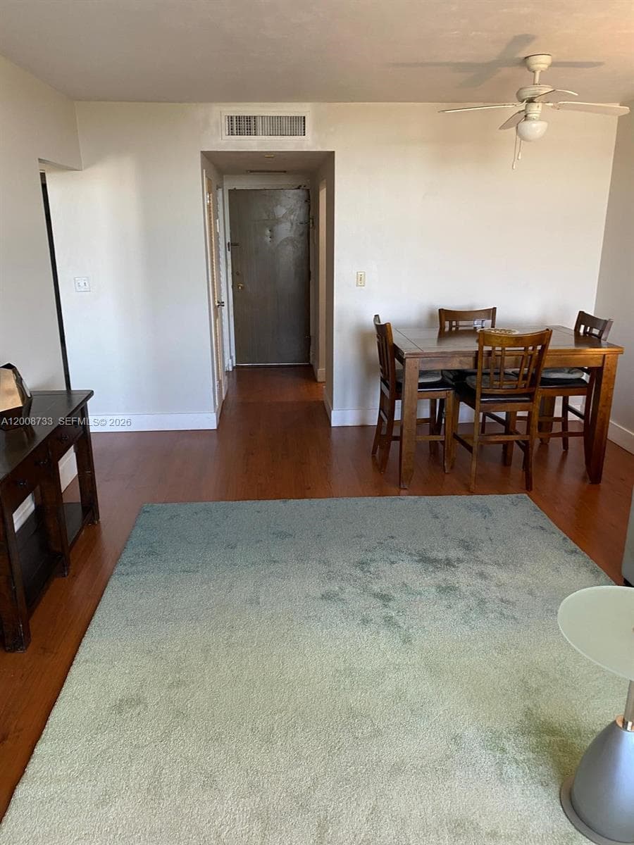 2899 Collins Ave 1746 photo 10