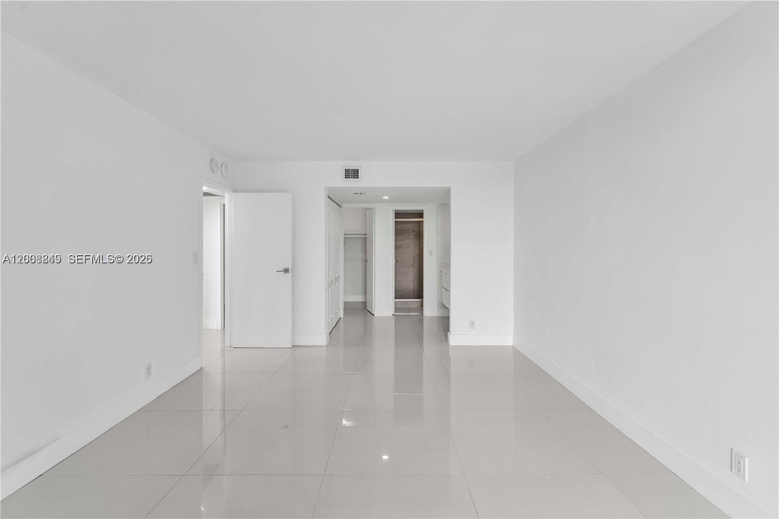 100 Bayview Dr 508 photo 11