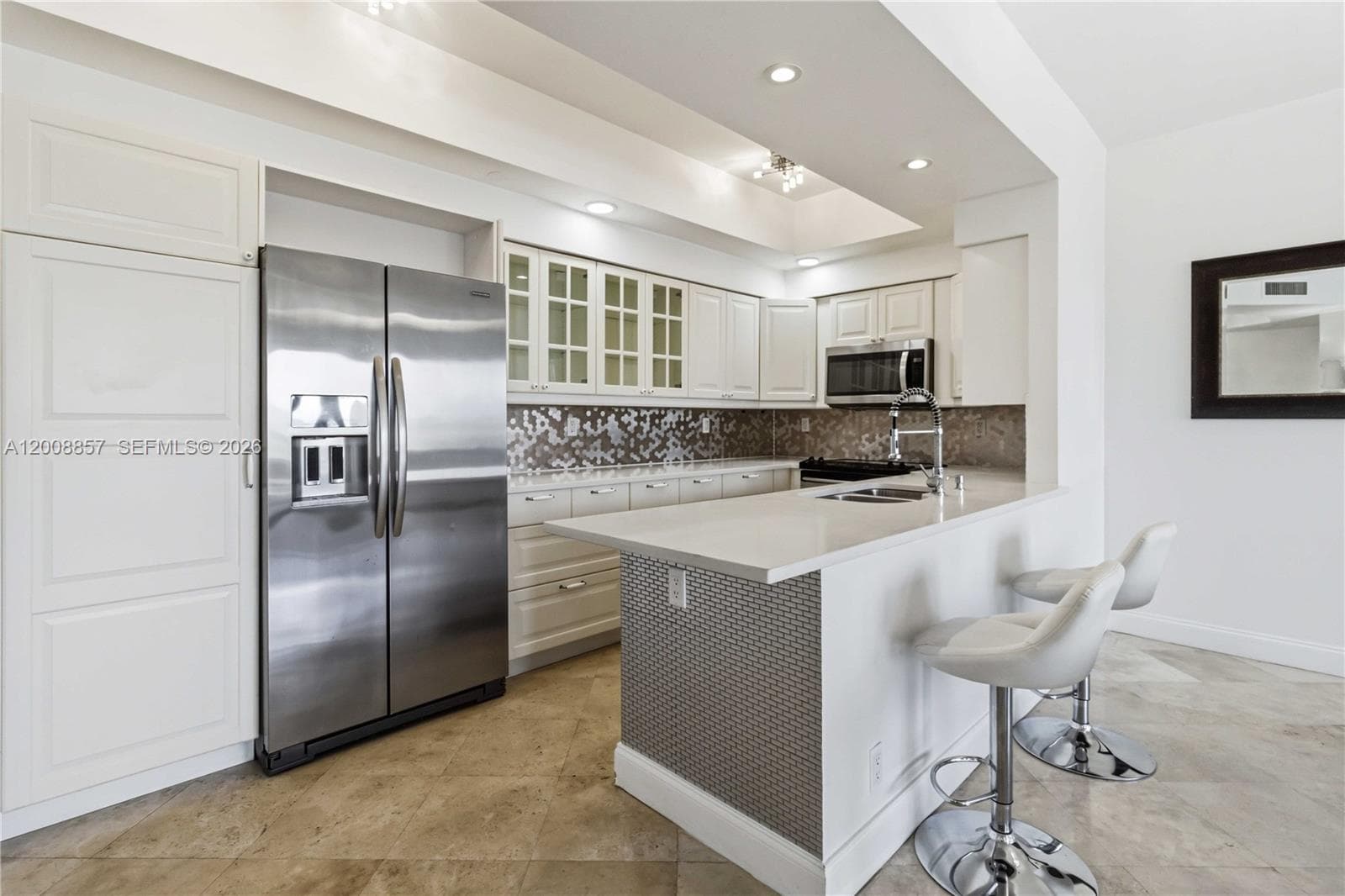 3700 Island Blvd C307 photo 3
