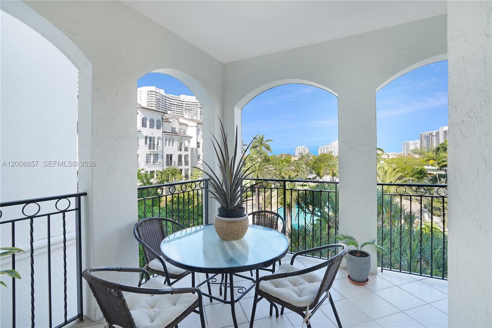 3700 Island Blvd C307 photo 1
