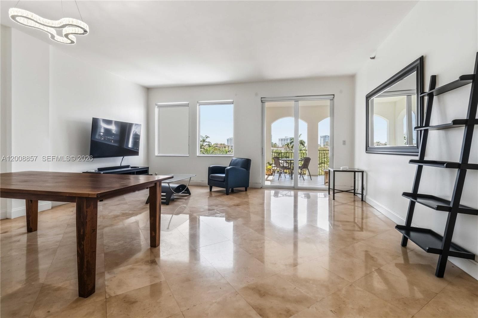 3700 Island Blvd C307 photo 5