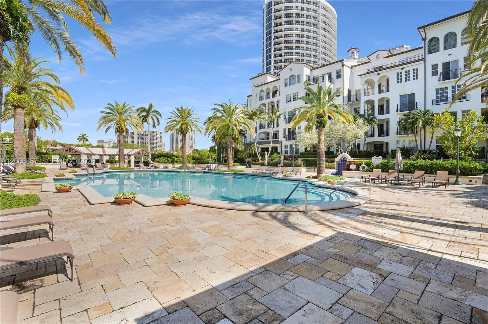 3700 Island Blvd C307 photo 24